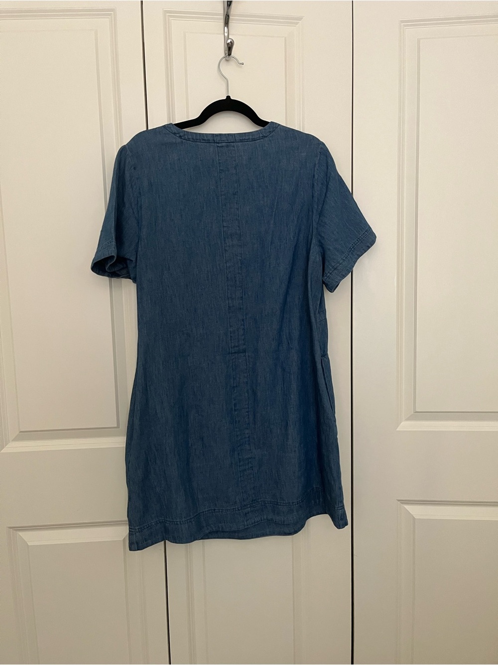 Old Navy Chambray Summer Dress - Picture 2 of 4